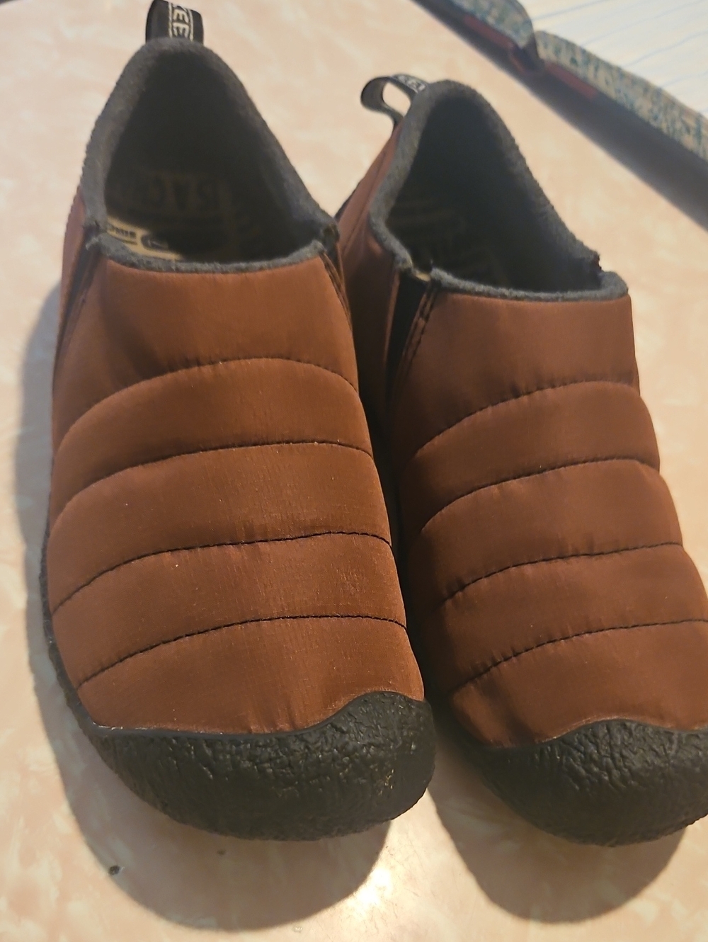 KEEN WOMENS SLIP ON SHOES NWOT SIZE 10